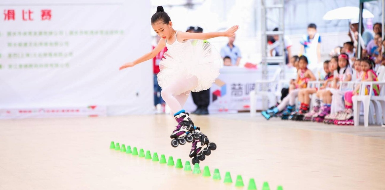 学轮滑的亲身经历,学轮滑难学吗