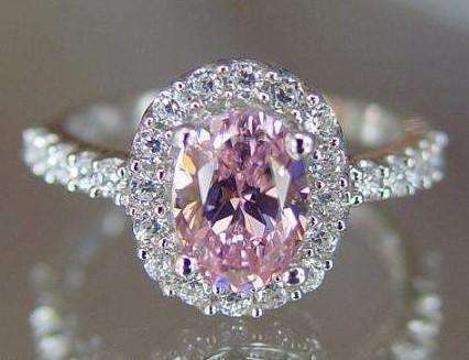 买珠宝去实体店好还是网购好,珠宝首饰哪个网站比较靠谱