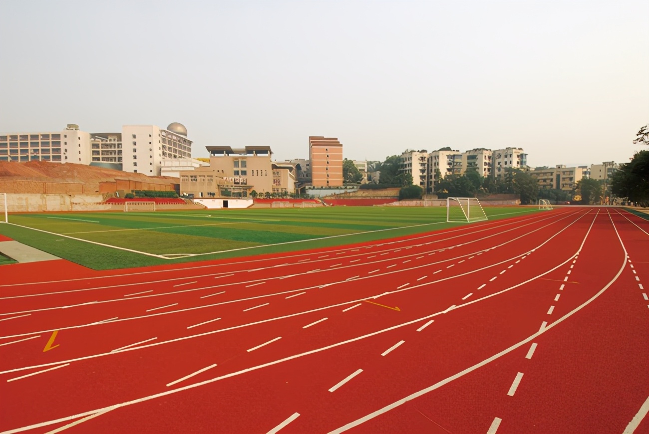 重庆哪所学校环境最好,重庆环境最差的学校