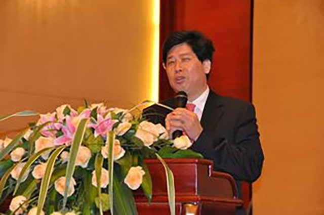 又一饮料巨头陨落？曾请范冰冰代言年入50亿，如今创始人被带走