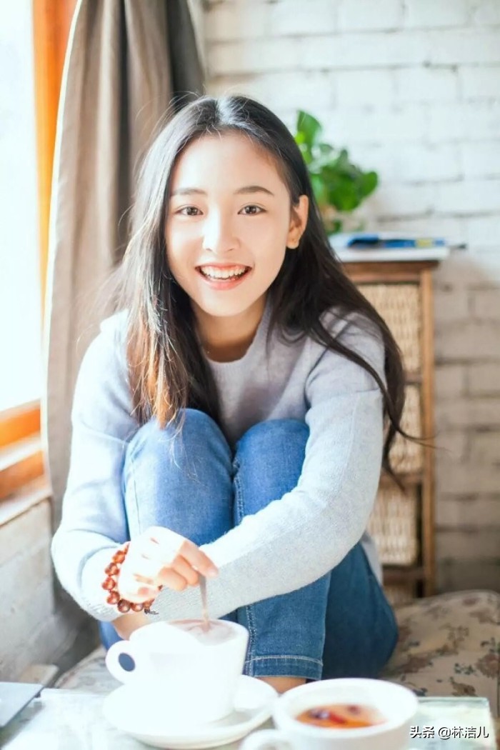 秦岚魅力爆棚,秦岚一见钟情完整视频