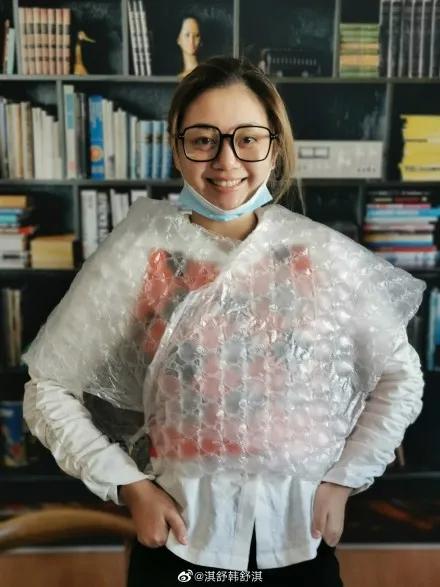 lv充气夹克卖3万1,充气夹克lv