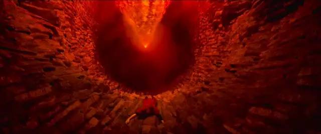 大尺度神作首映吓跑100人，你能忍到几分钟？