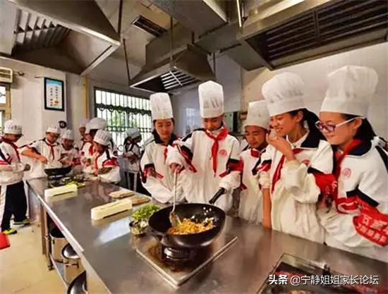 成都石室联合中学是初中嘛,石室联合中学各校区对比