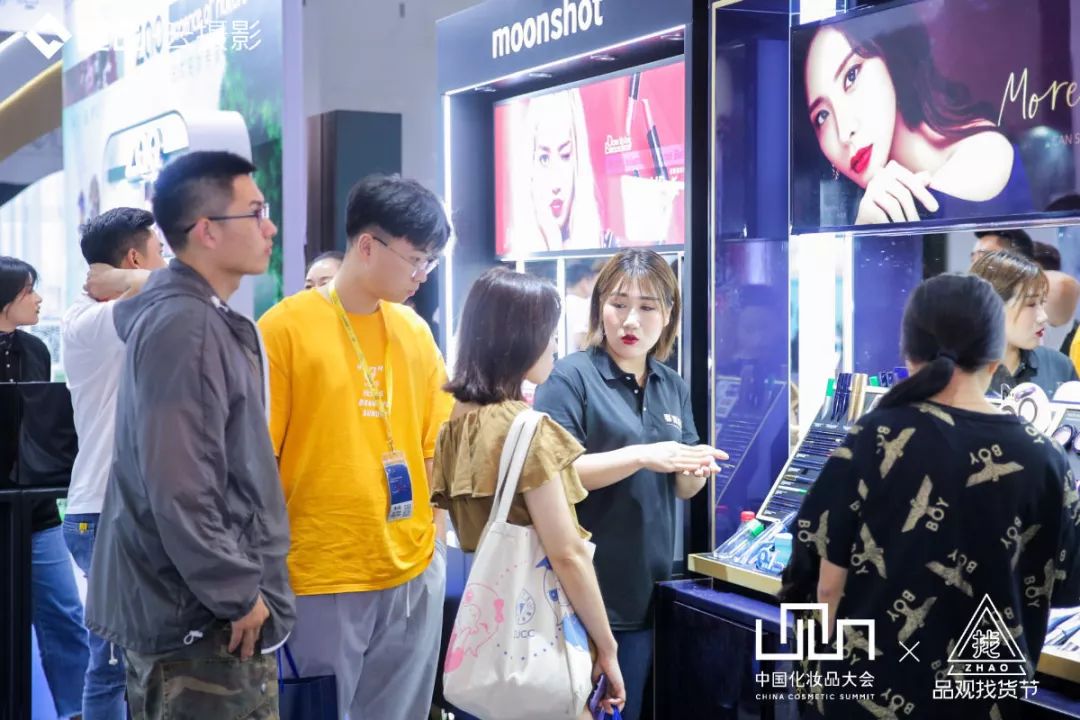 解决服务行业投诉的技巧与话术,遇到顾客投诉客服回复话术