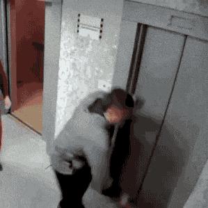 开心一刻gif搞笑动图,搞笑gif段子看起来能量满满