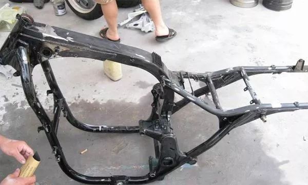 碣石ax100摩托车翻新过程,碣石越野摩托车crf450r翻新过程