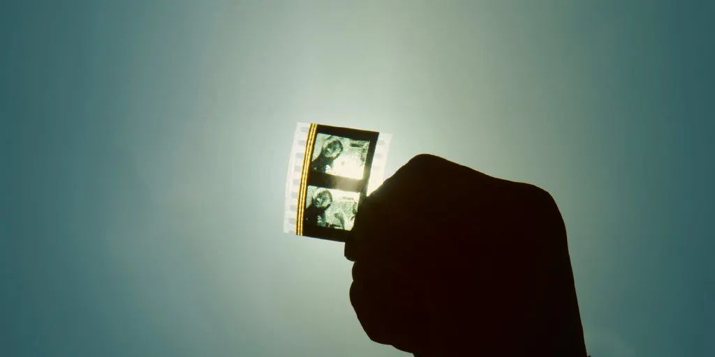 张艺谋受争议的闭幕式,张艺谋被罚案例