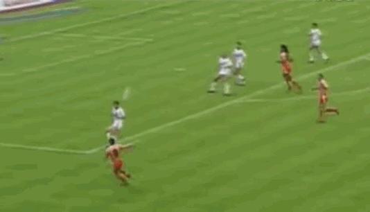 金球那些事儿：1988，1989年，范巴斯滕——天鹅王子的绚丽华尔兹