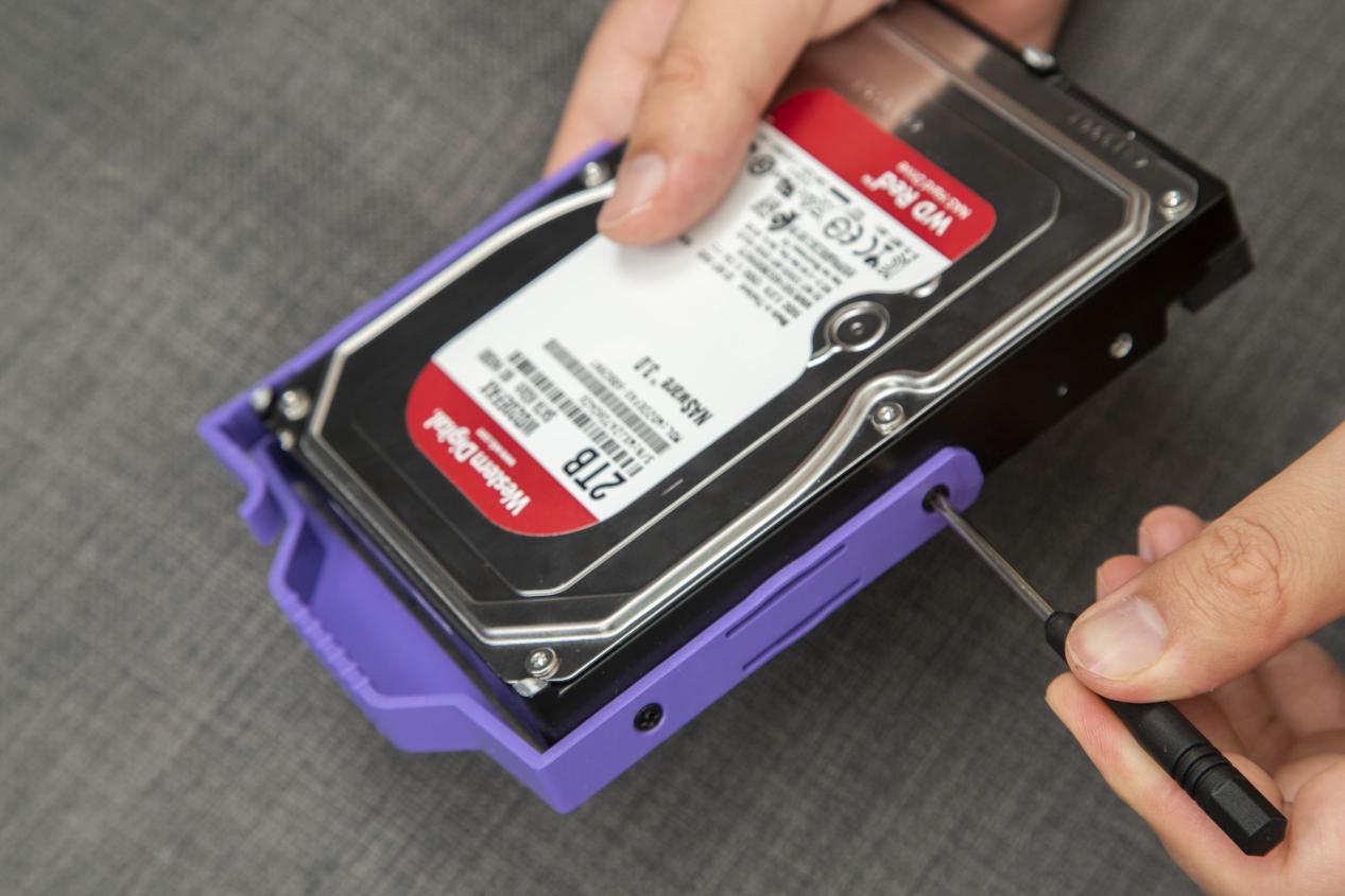 联想a1云存储对比海康,海康威视h200和联想个人云