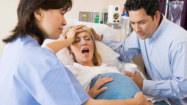 二胎是剖腹产好还是顺产好,二胎剖腹产好还是顺产好