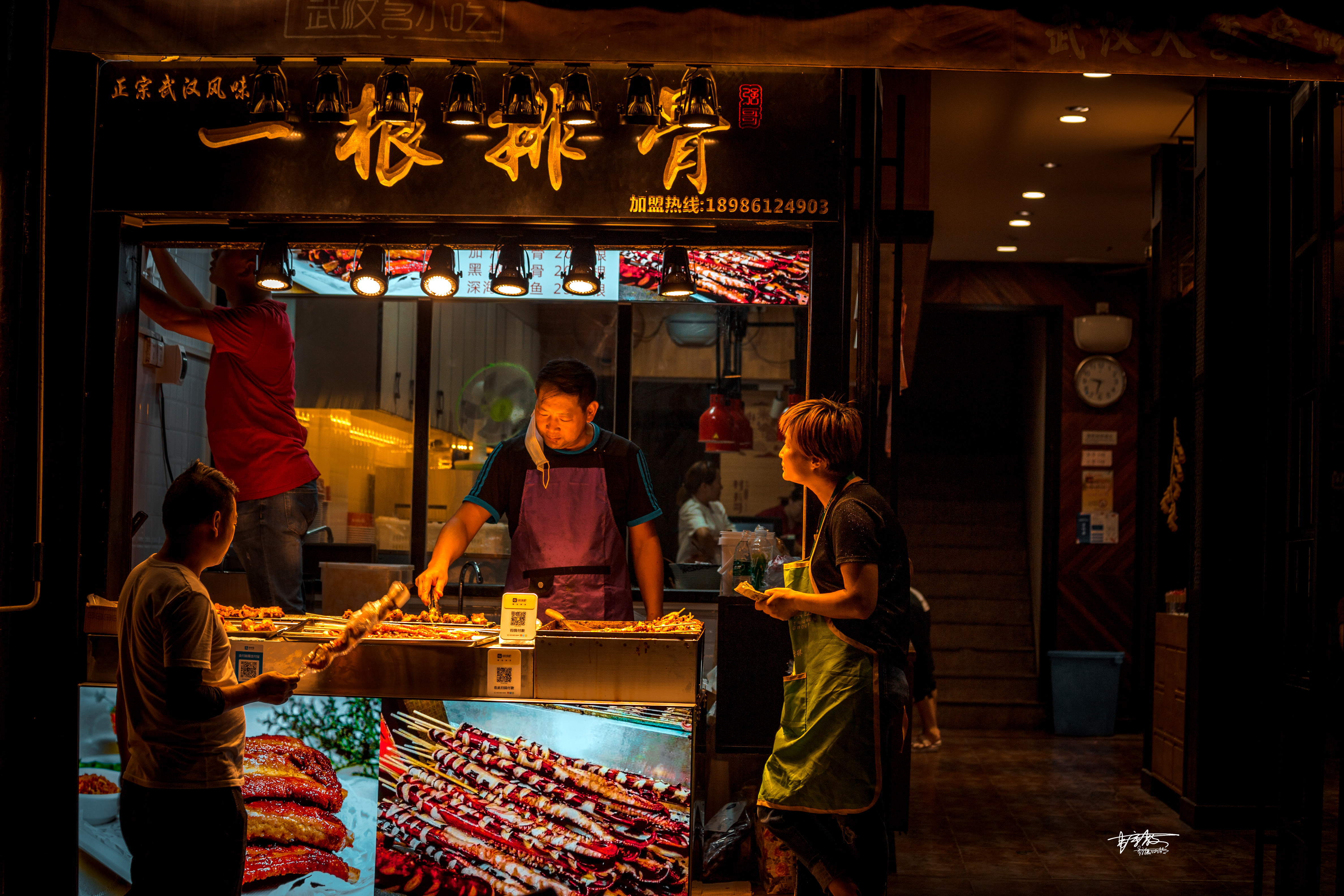 没有一只鸭子能活着离开南京图片,没有一只鸭子能活着走出重庆