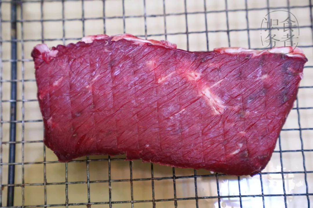 熟成牛排是智商税吗,熟成牛排算僵尸肉么
