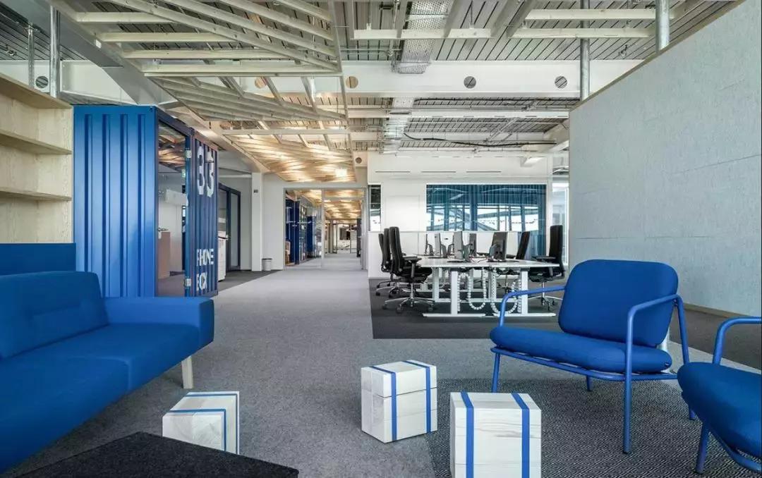 adidas总部照片,adidas总部上班