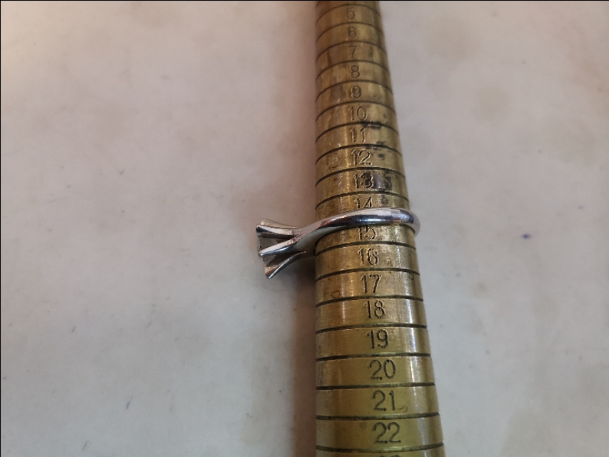 钻戒改圈店内会有记录吗,正规店中买的钻戒改圈会不会被换