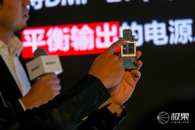 也就索尼敢了!4000多卖QQ音乐还不送会员,安卓MP3咋这么贵?