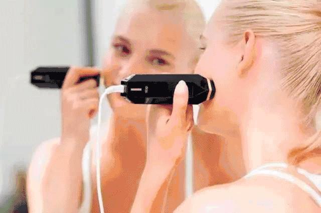 “38岁的年纪,18岁的脸”:能保持年轻的女人,手里少不了它