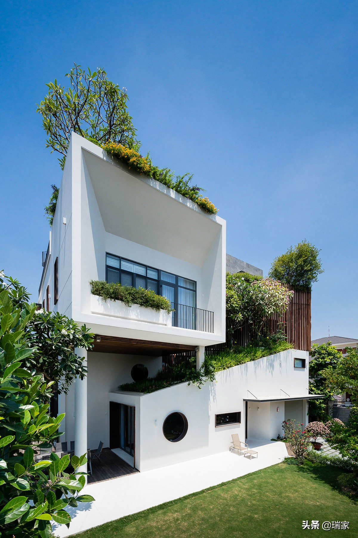 极简到极致的别墅,很多人向往的别墅