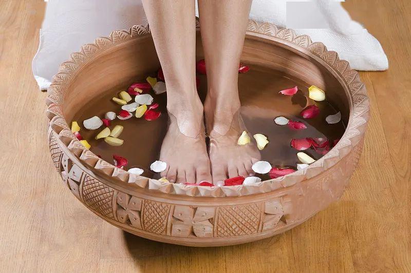 立秋后每天晚上泡脚好吗,立秋后泡脚的正确方法和时间