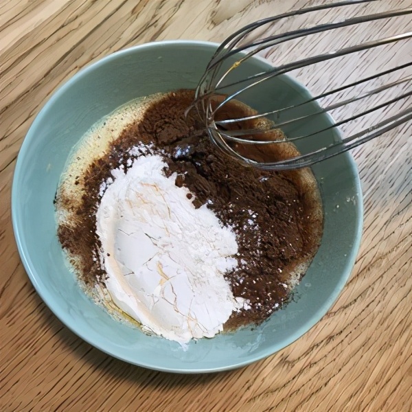 方形巧克力淋面水果生日蛋糕图片,六寸巧克力生日蛋糕做法家庭版