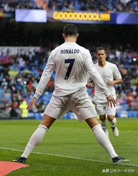 足球十大球星招牌过人动作,足球100个经典集锦