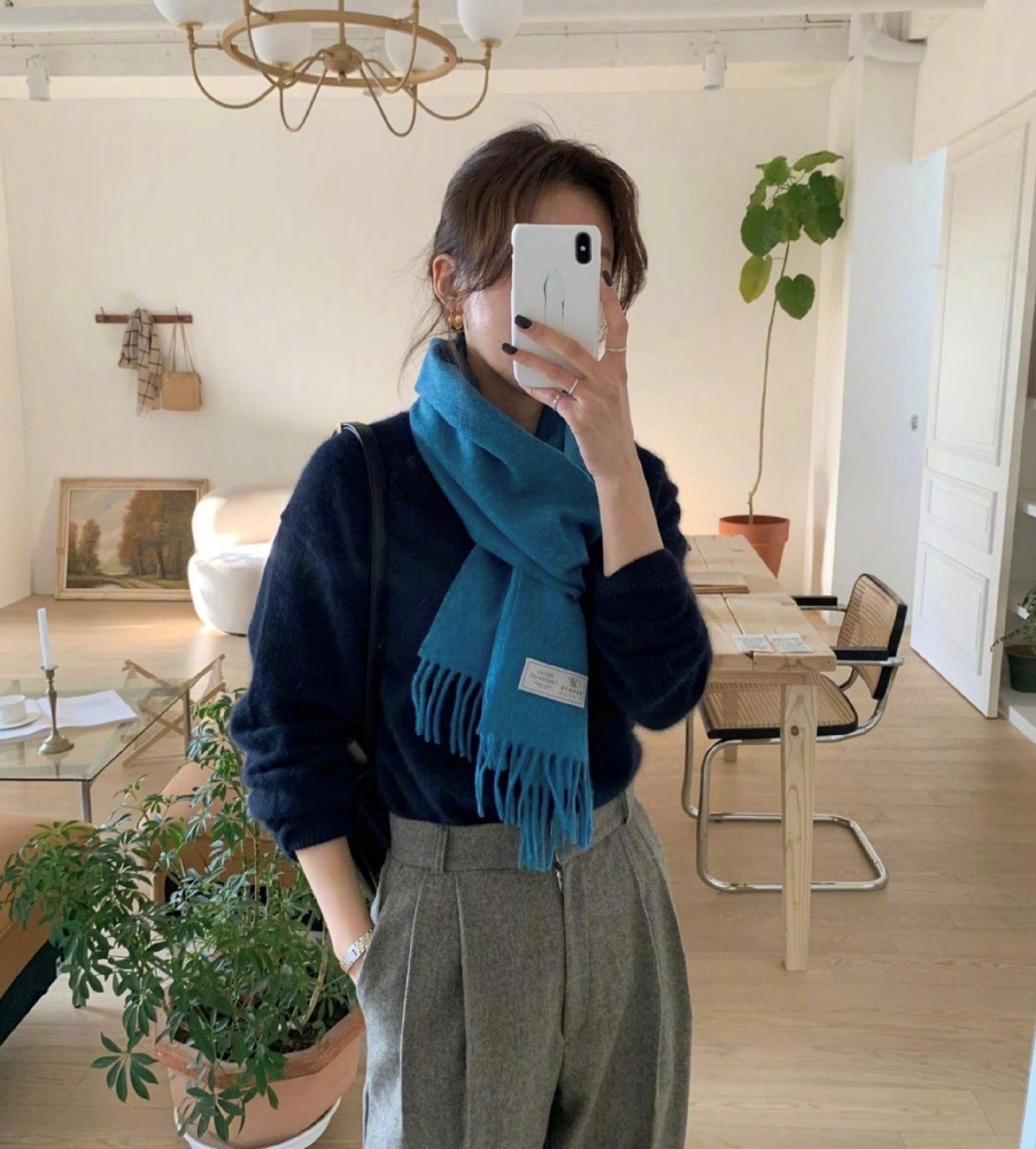 冬天戴围巾欧美,冬天围巾这样系百搭时尚