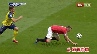 孙继海1防4载入世界足坛教科书,孙继海回追60米1v4门线解围gif