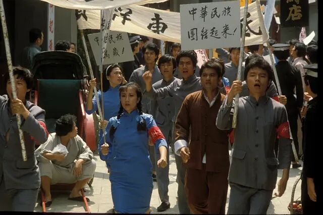 1982年万水千山总是情吕良伟,汪明荃万水千山总是情1982年