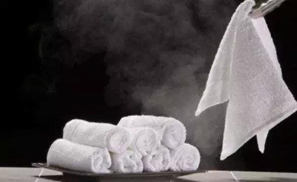 睡觉不小心落枕怎么办,睡觉不小心落枕了脖子疼怎么办