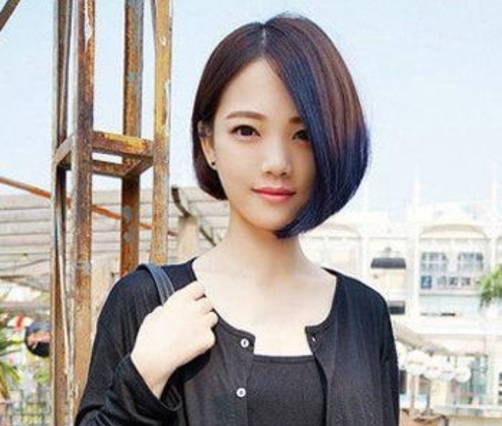 女人过了三十留着三款发型超好看,女人过了35岁适合长发还是短发