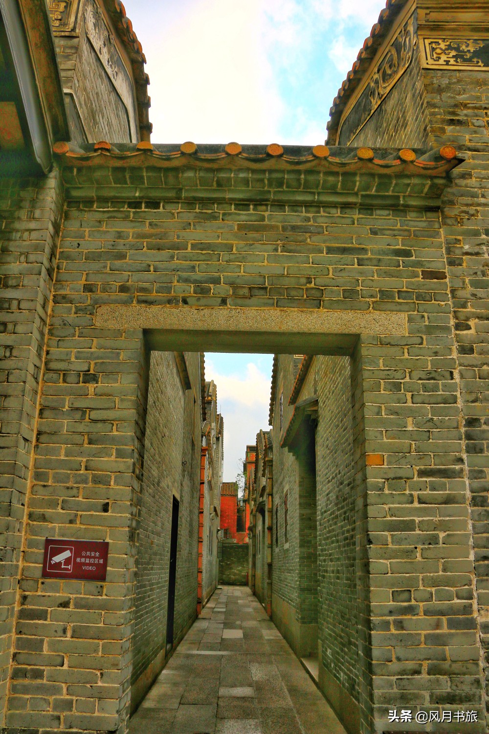 广东佛山百岁名园40年建成,关山月题名,罗哲文称它岭南第一园