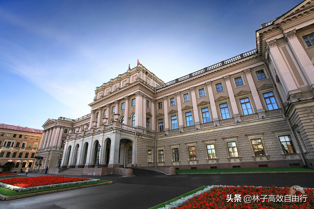 一个在俄罗斯自由行20天的游客告诉你：圣彼得堡为什么迷人