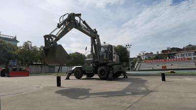 最美新时代革命军人｜大山兵王高玉华：年近半百，冲锋依旧