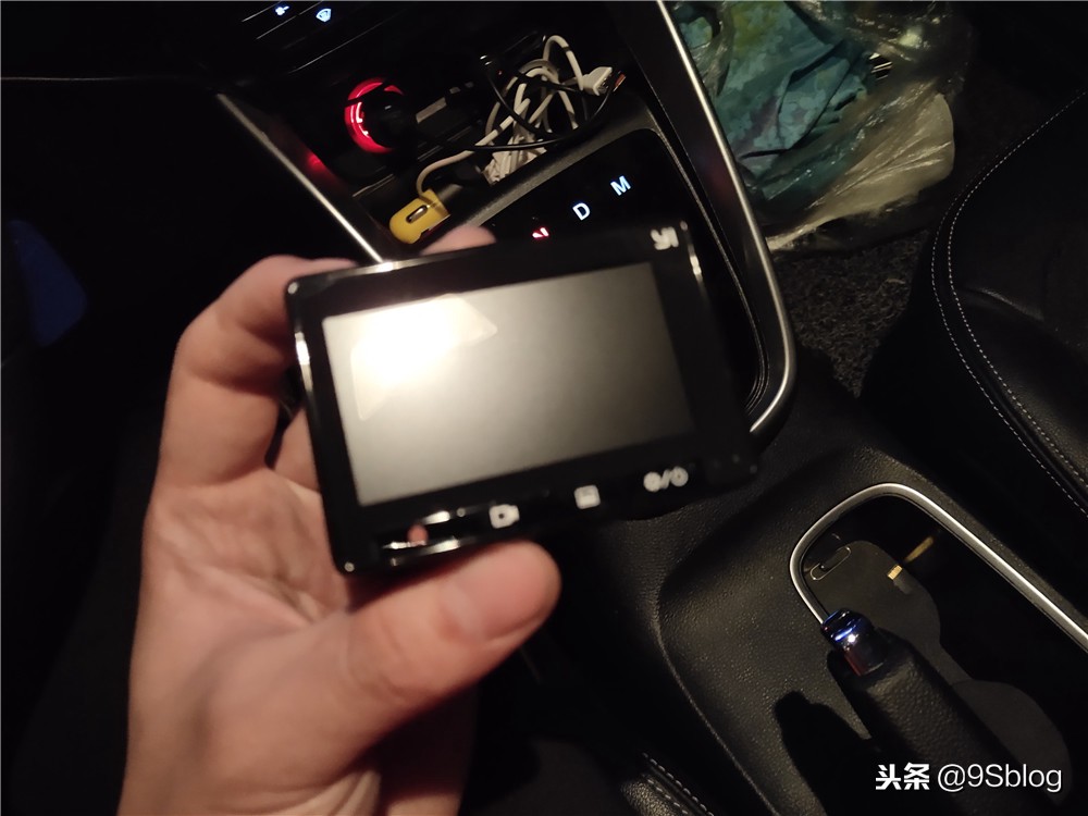 小蚁行车记录仪动力版2代评测,小蚁行车记录仪买哪款