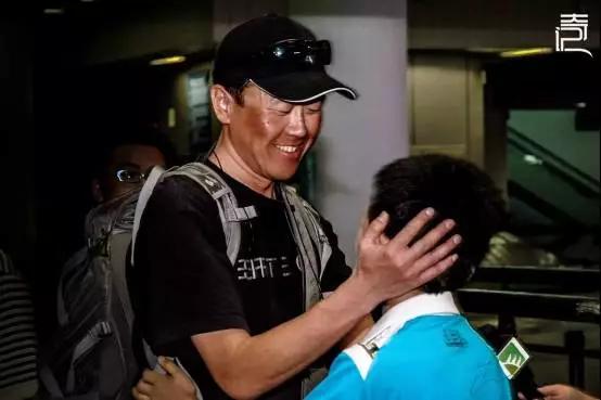 有一种爱叫隔代爱,有一种爱叫爸爸