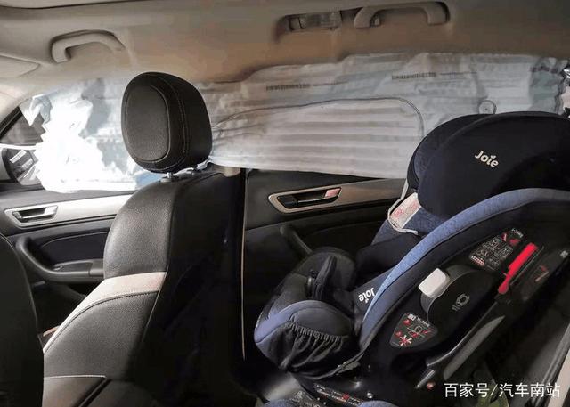 观致5碰撞五星,观致5对撞重卡