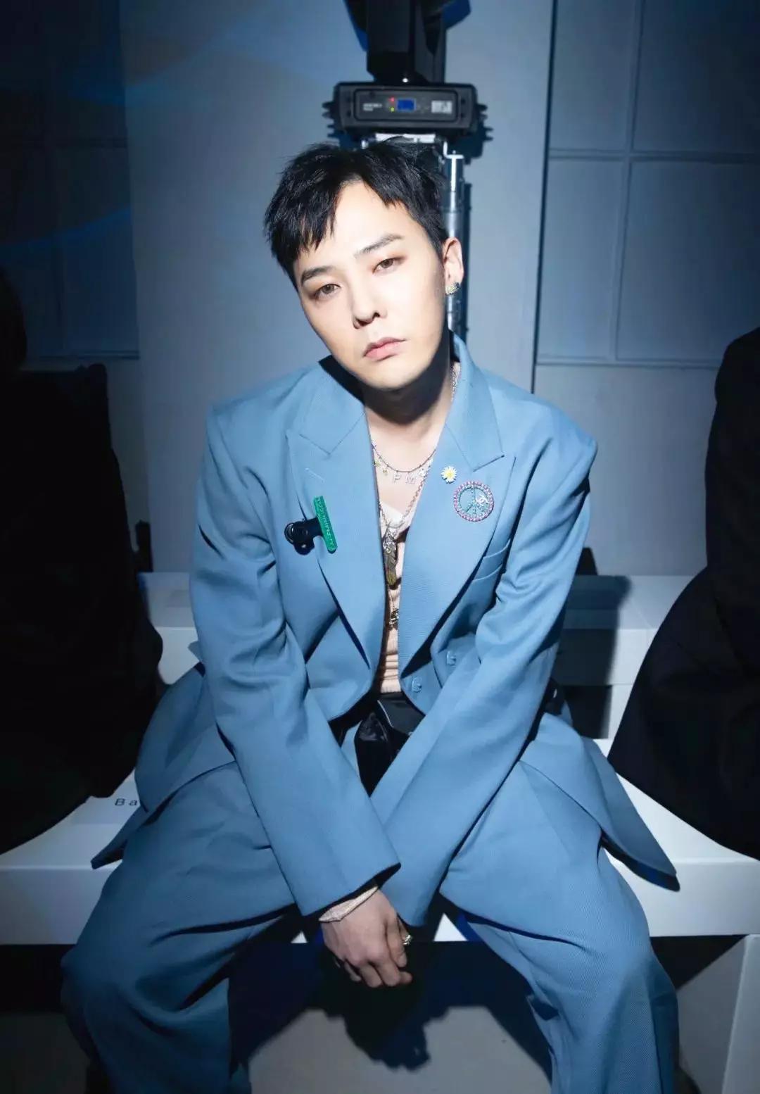 易烊千玺权志龙同款鞋,易烊千玺权志龙造型