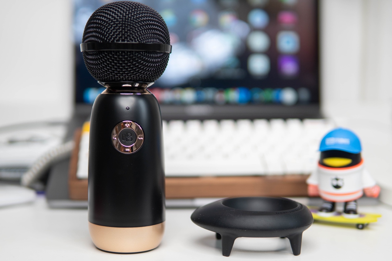 宅家也是K歌之王,唱吧精灵麦克风Q3,你的百万调音师