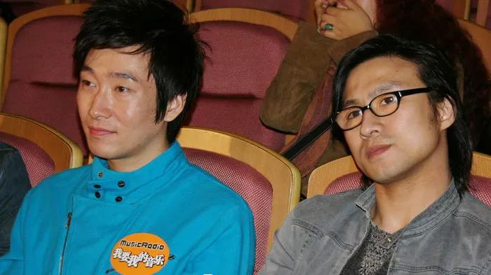 春见满江红,又见贺兰满江红