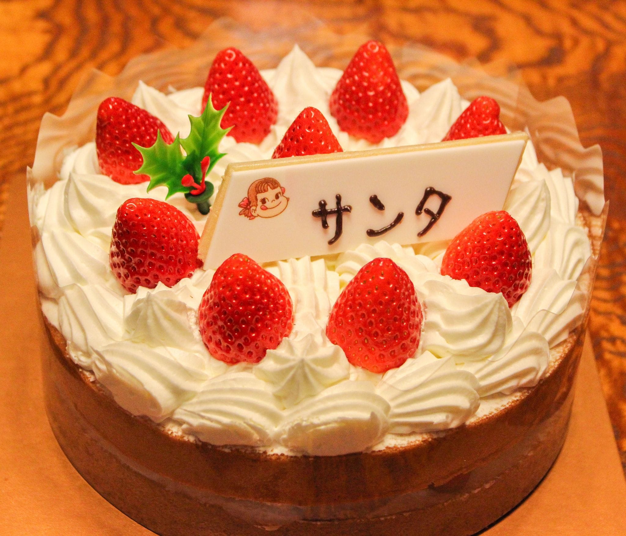 日本圣诞节蛋糕哪家好吃,圣诞节快到了草莓奶油蛋糕