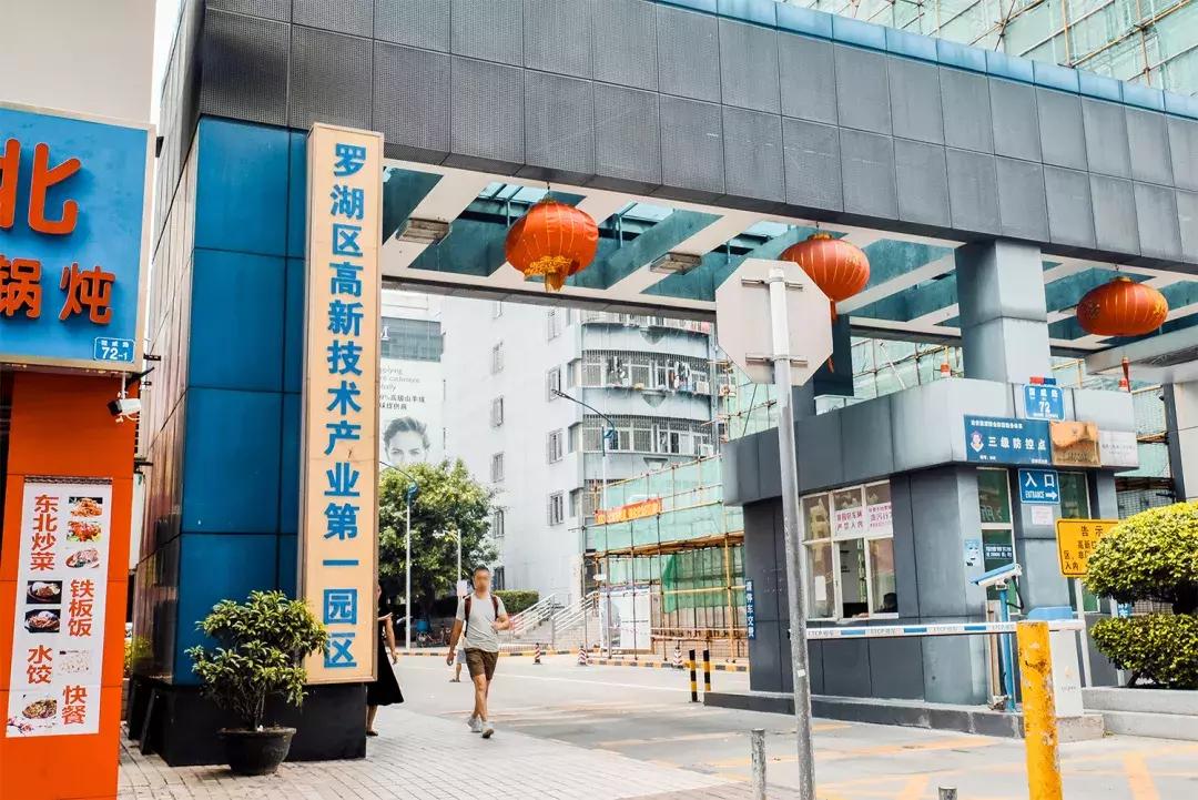 隐藏在梧桐山里的世外桃源,深山独门独户世外桃源