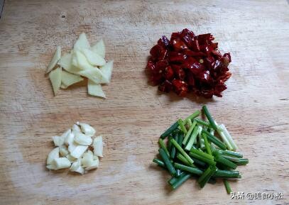 半只鸭子怎么做三菜一汤,鸭子炖什么菜好吃又营养