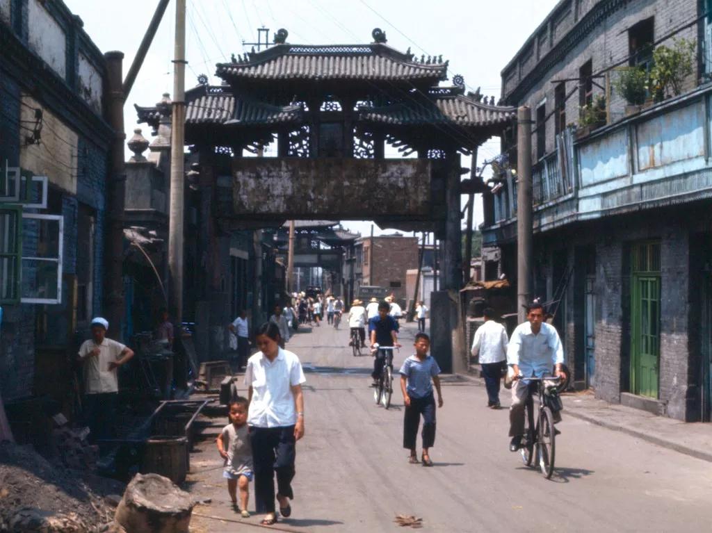 天津市南京路,天津和平路老照片的回忆