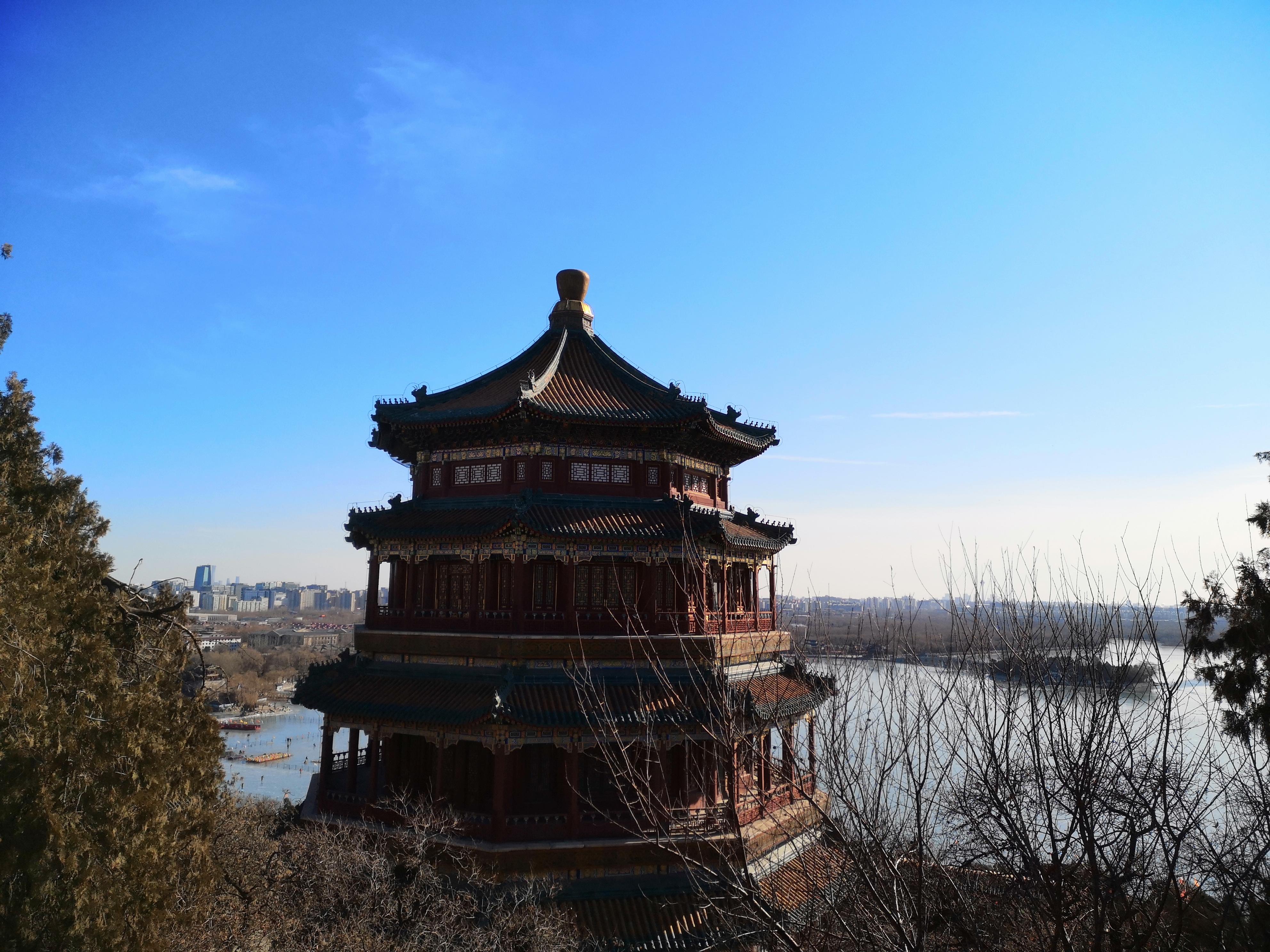 逛颐和园观十七孔桥金光穿洞,离颐和园金光穿洞奇景最近的入口