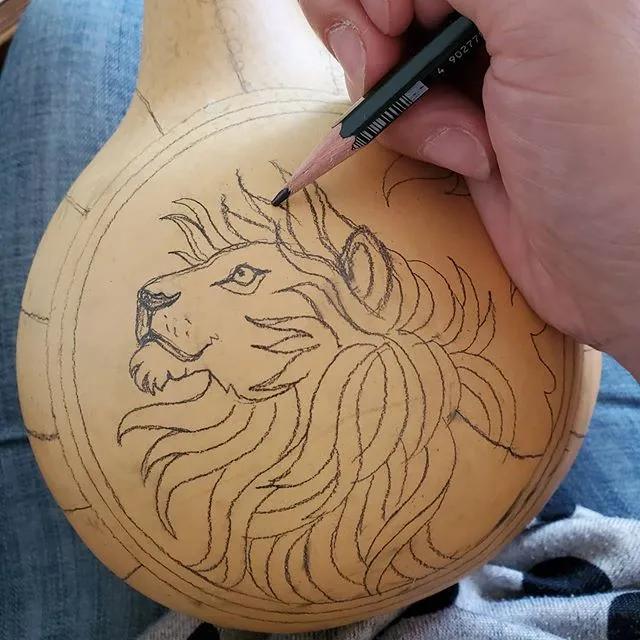 日本主妇用葫芦做灯,一个卖出1000高价:精致的手作真值钱