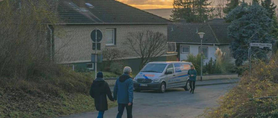 爷爷奶奶的爱藏在日常里,爷爷的爱原版视频