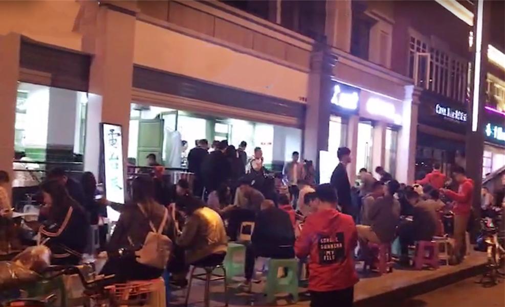 凌晨还在营业的火锅,凌晨还开门的重庆火锅