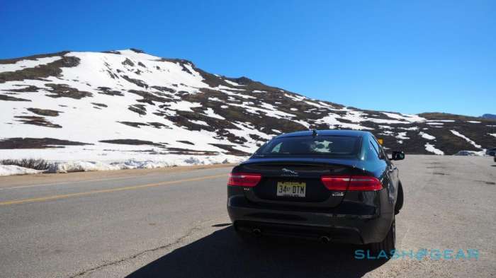 2017款JaguarXE35tAWDR-Sport评论：爪子已经出局了