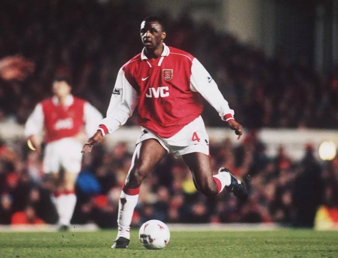 实况手游红卡传奇怎么续约,实况足球红卡到期续约视频