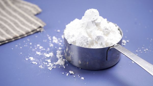 小苏打怎么去衣服油渍,如何用小苏打去油垢